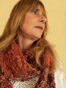 Orange wool soul scarf lady