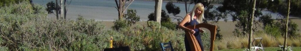 Mandy Cruickshank Harpist